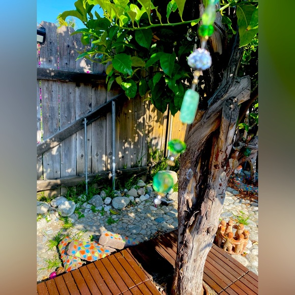 Green crystal Sun Catcher - Picture 7 of 13